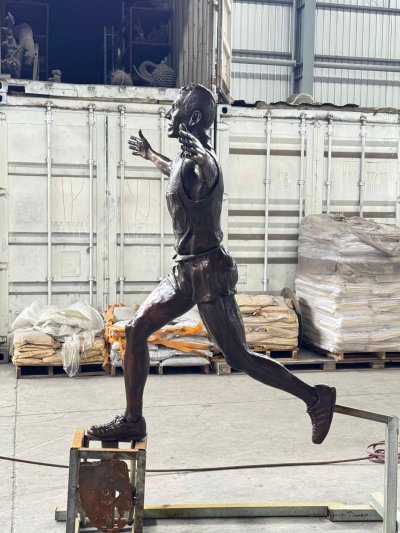 LATEST UPDATE – JIM ALDER STATUE UNVEILING TUESDAY 11th AUGUST 2026 – EVENT POSTPONED